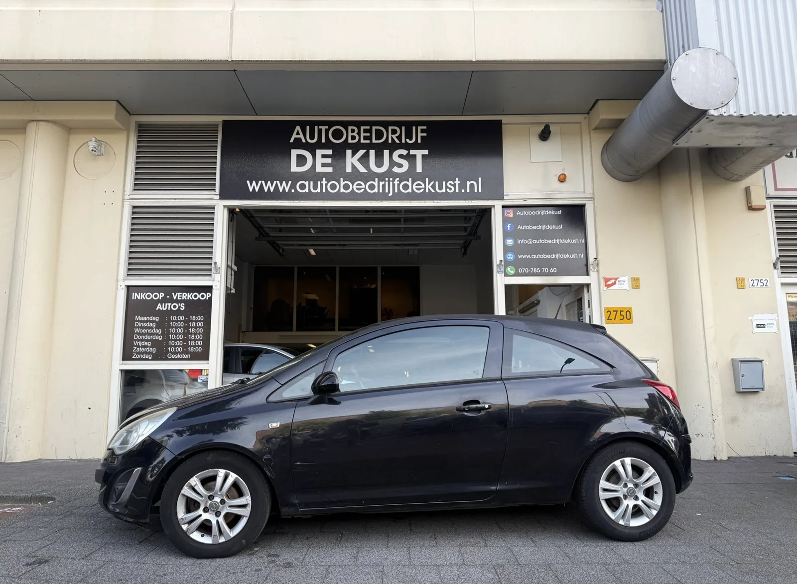 Opel Corsa (2011) — foto 1