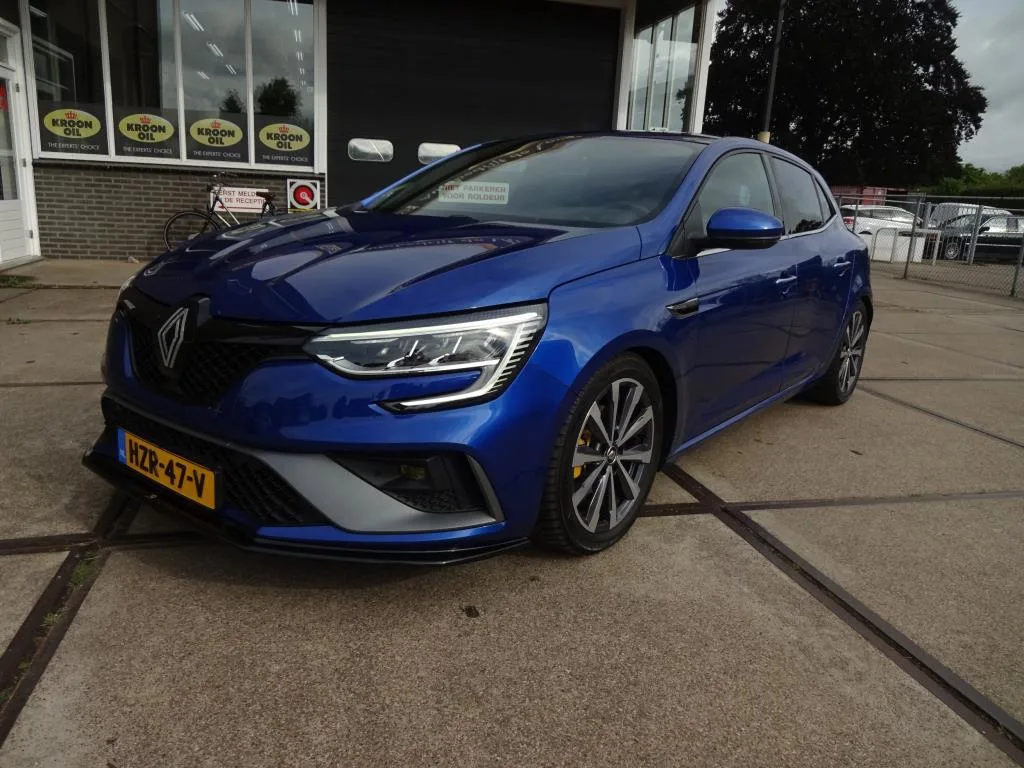 Renault Mégane (2021) — foto 1