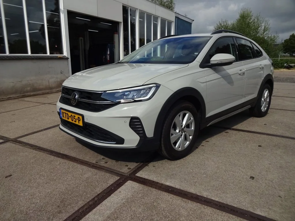 Volkswagen Taigo (2023) — foto 1