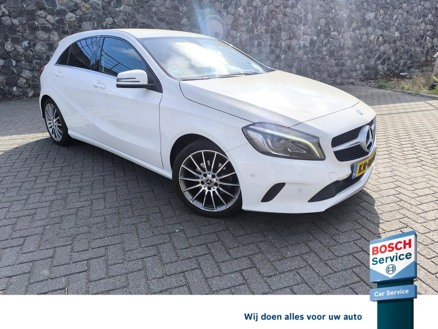 Mercedes-Benz A-Klasse (2015) — foto 1