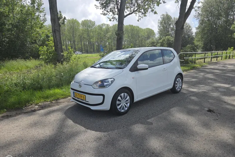 Volkswagen Up! (2012)