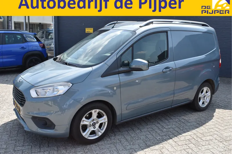 Ford Transit Courier (2018)
