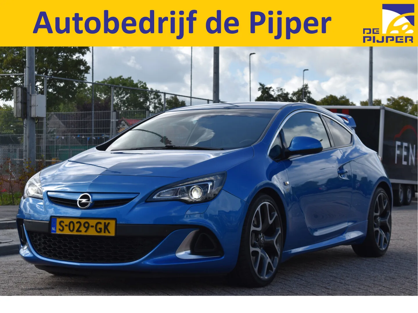 Opel Astra (2016) — foto 1