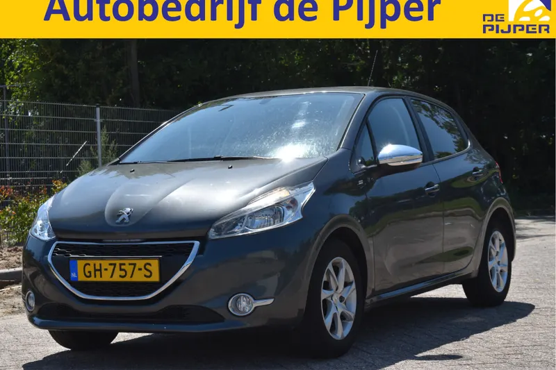 Peugeot 208 (2015)