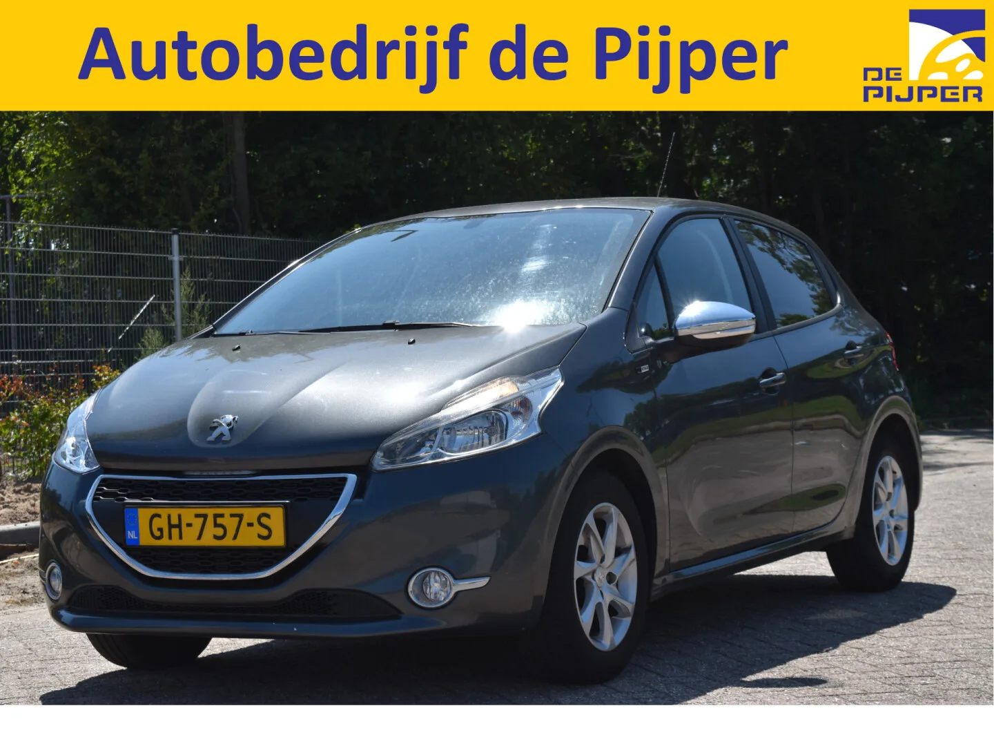 Peugeot 208 (2015) — foto 1