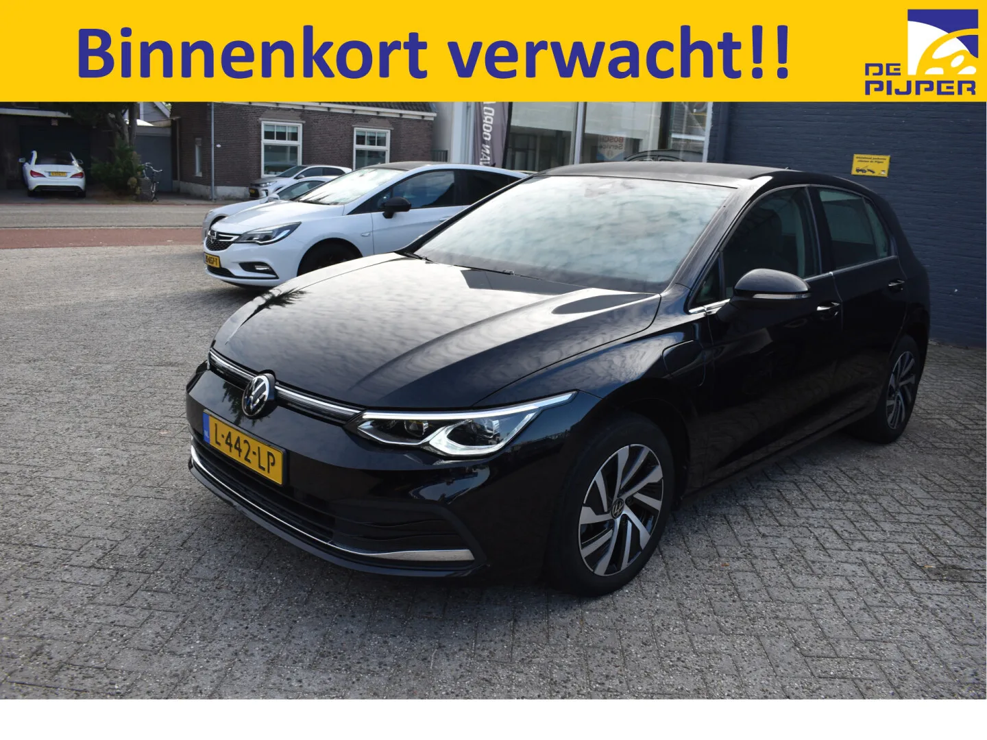 Volkswagen Golf (2021) — foto 1
