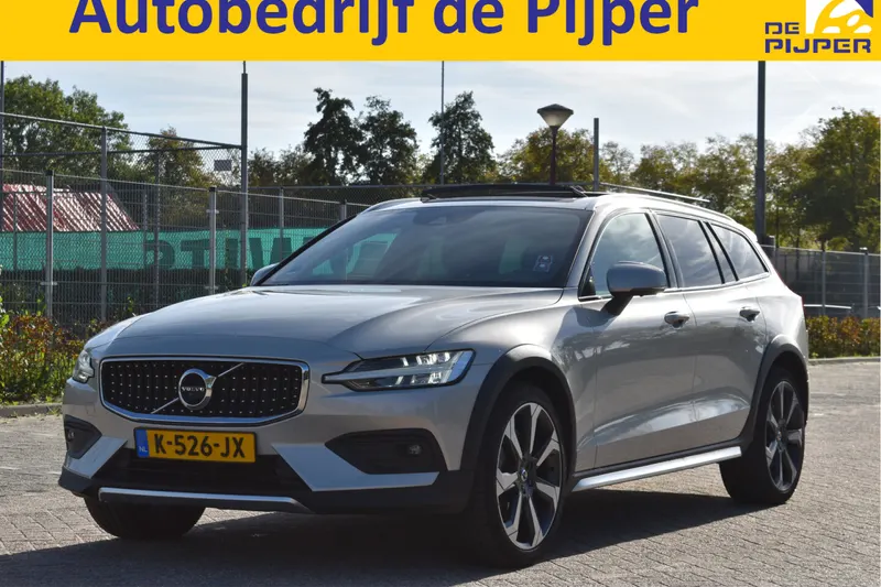 Volvo V60 Cross Country (2021)