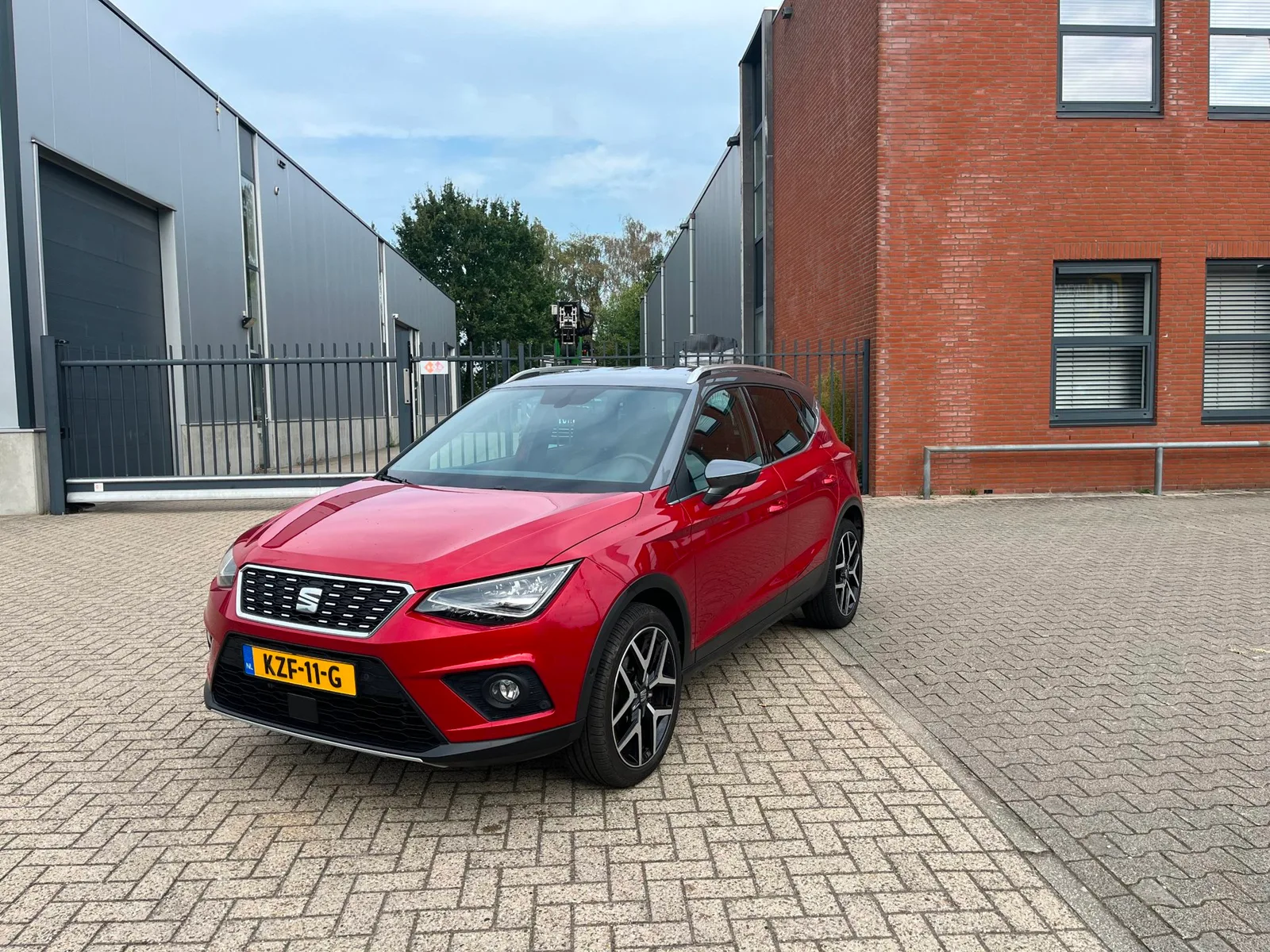 SEAT Arona (2018) — foto 1