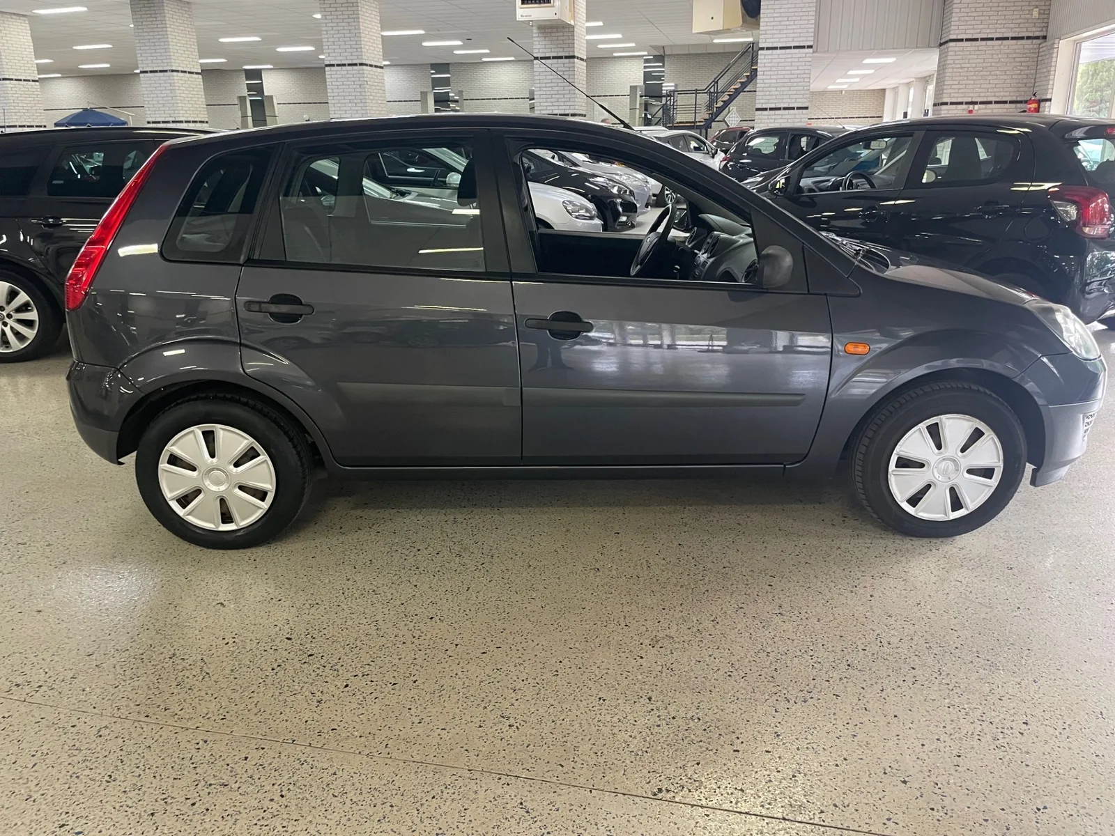 Ford Fiesta (2008) — foto 1
