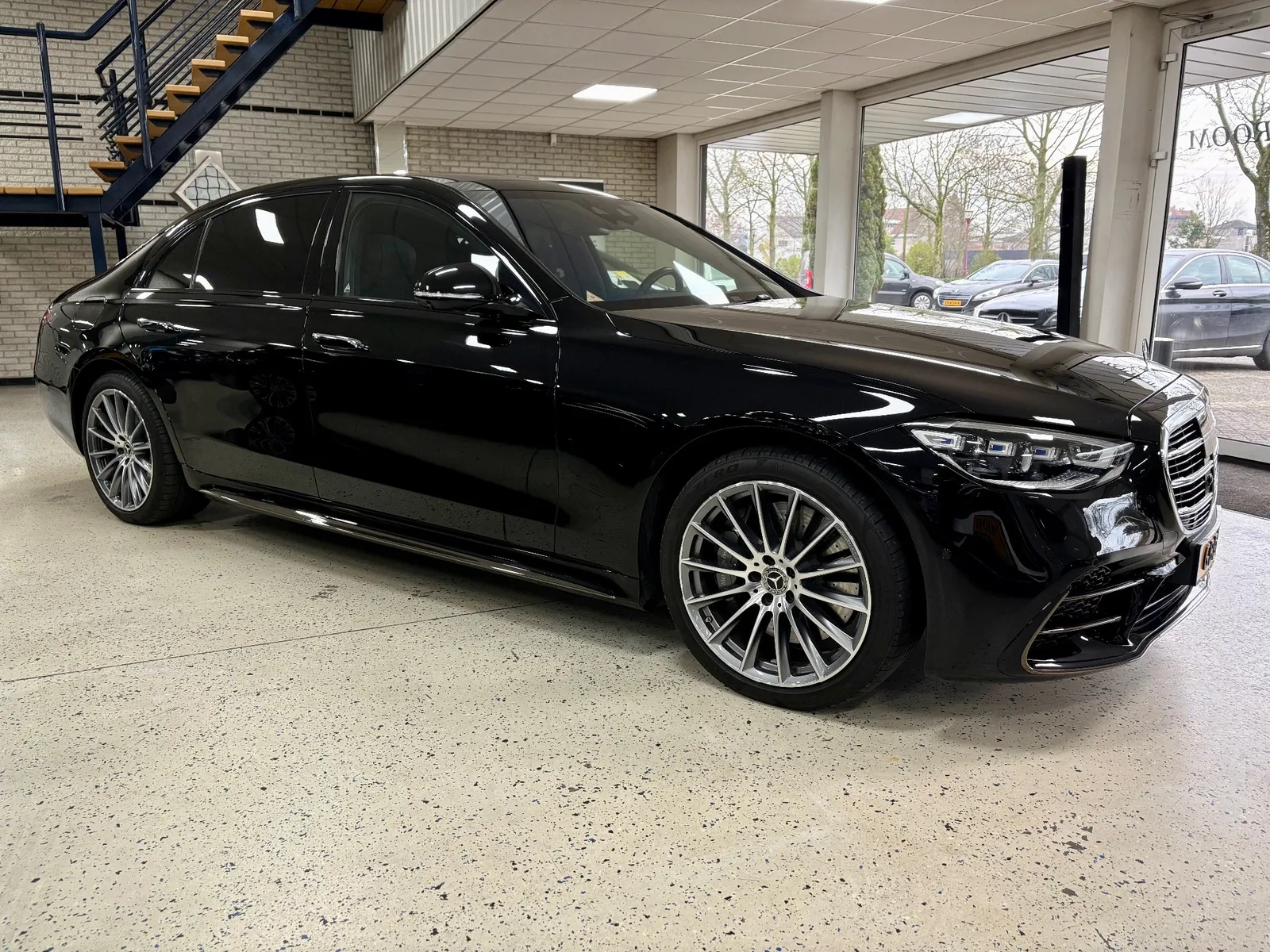 Mercedes-Benz S-Klasse (2024) — foto 1