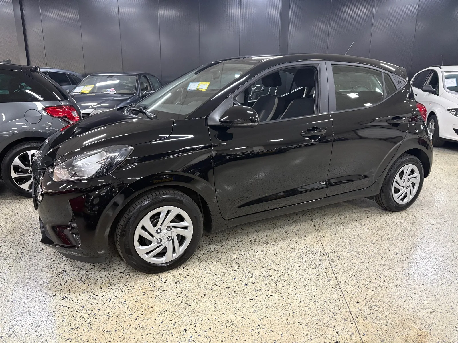 Hyundai i10 (2023) — foto 1