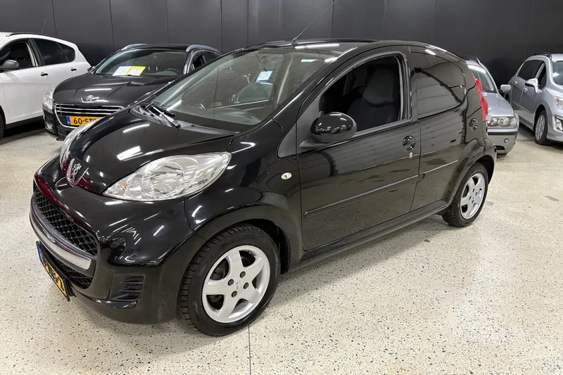 Peugeot 107 (2012)