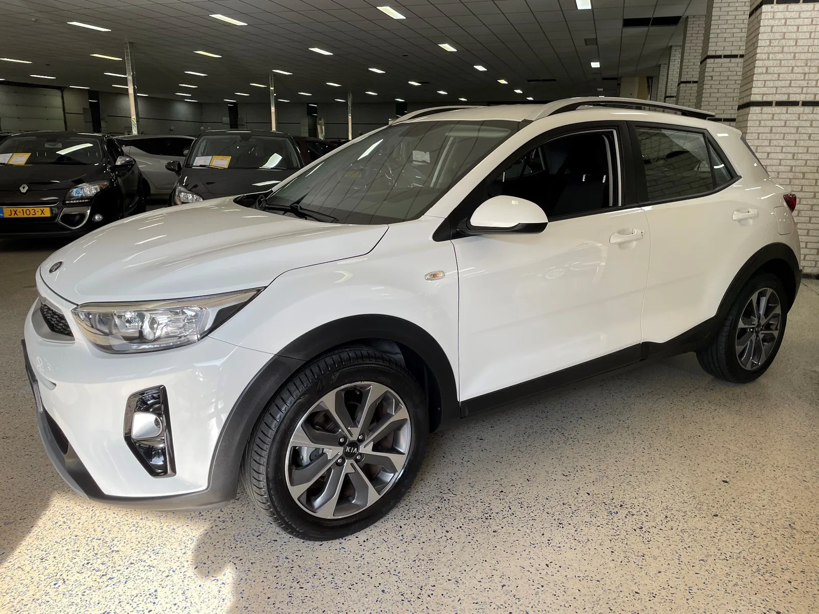 Kia Stonic (2019) — foto 1