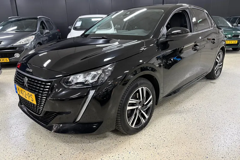 Peugeot 208 (2021)