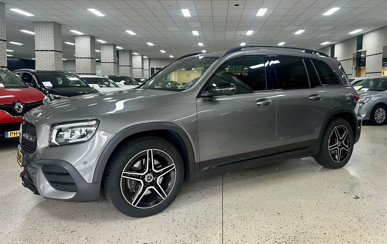 Mercedes-Benz GLB-Klasse (2020) — foto 1