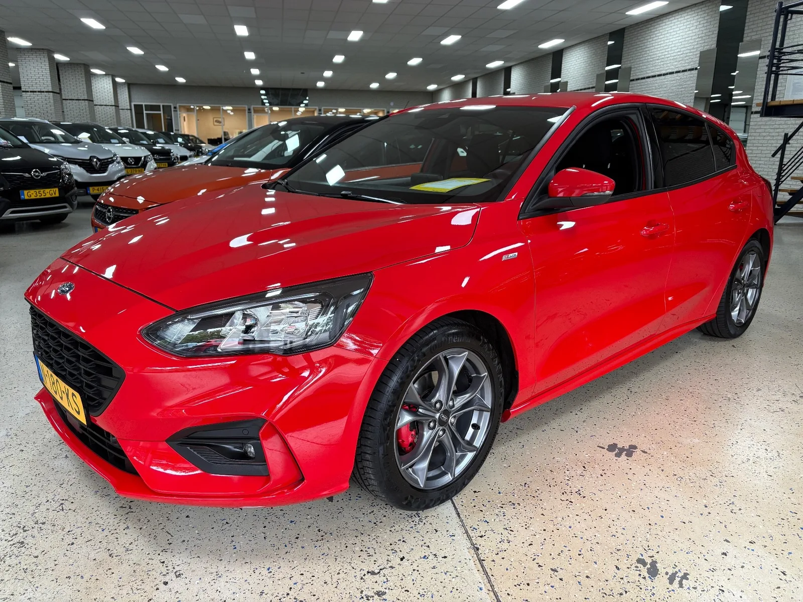 Ford Focus (2021) — foto 1