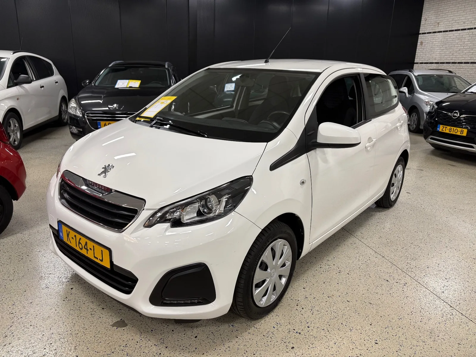 Peugeot 108 (2021) — foto 1