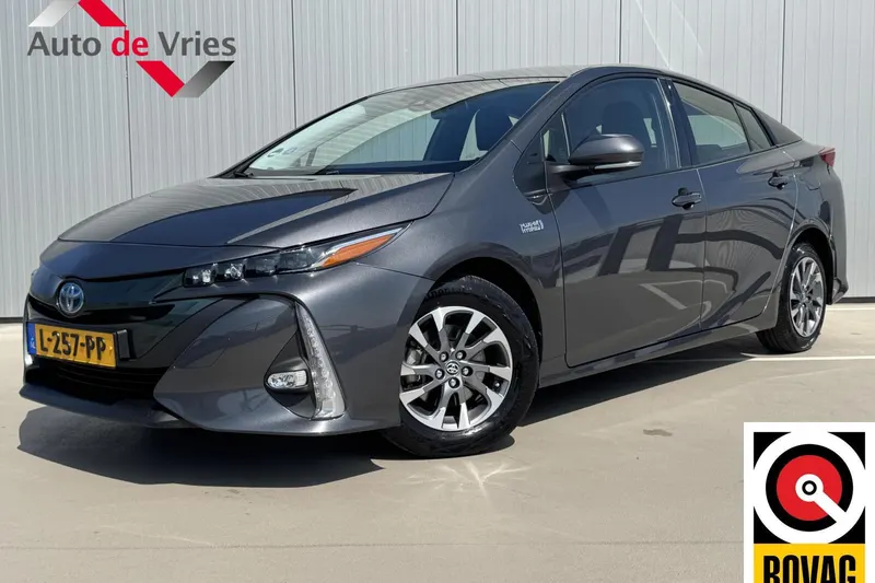 Toyota Prius (2021)