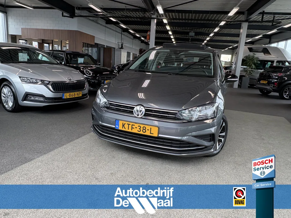 Volkswagen Golf Sportsvan (2020) — foto 1