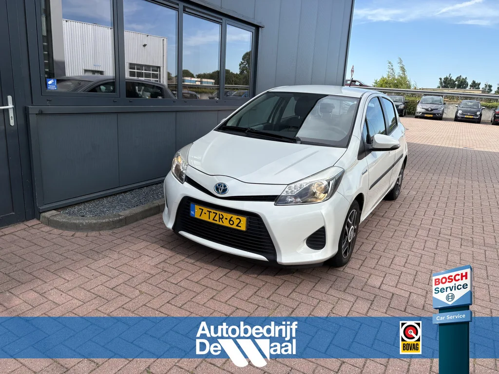 Toyota Yaris (2014) — foto 1
