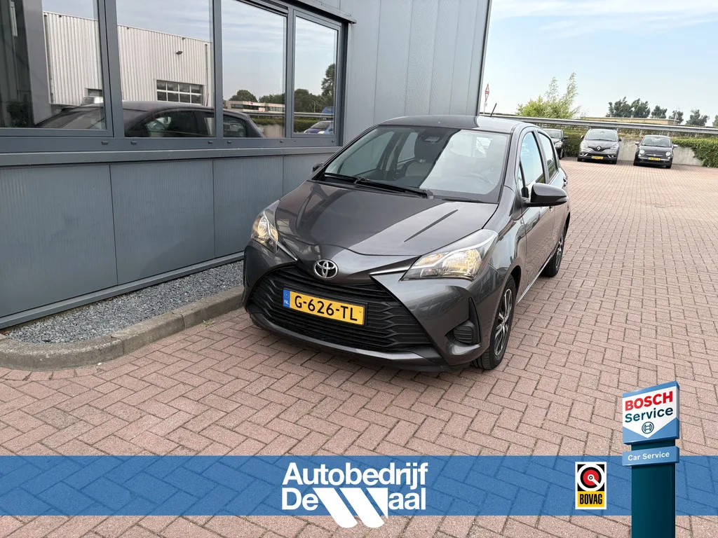 Toyota Yaris (2019) — foto 1
