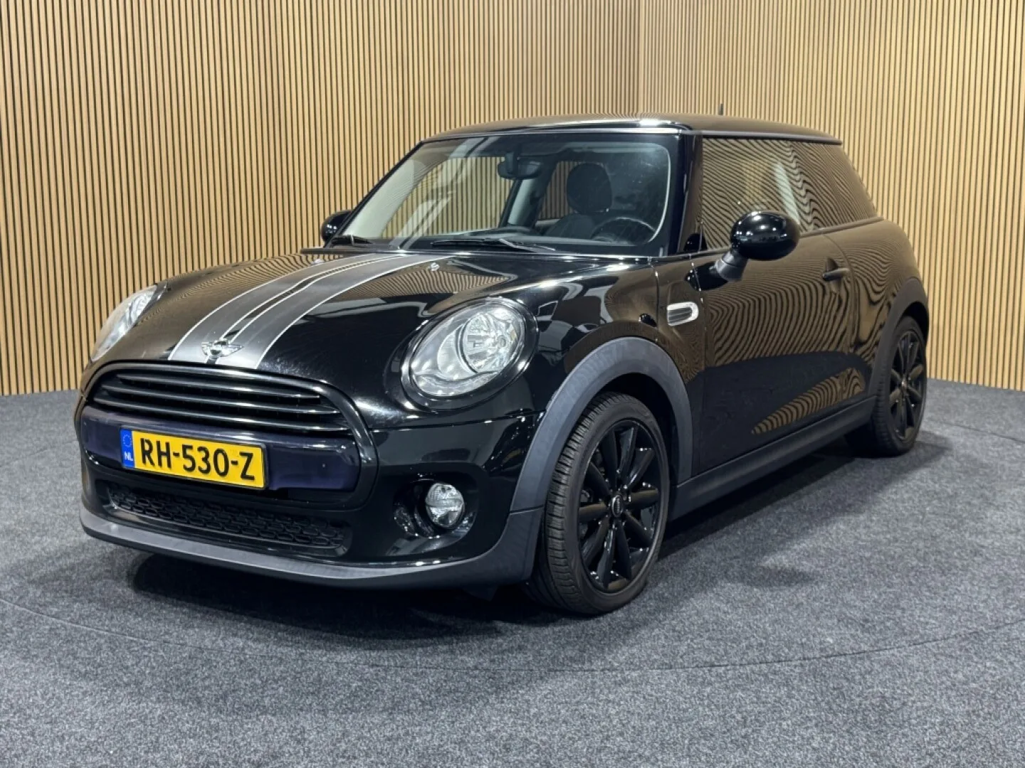 MINI Cooper (2017) — foto 1