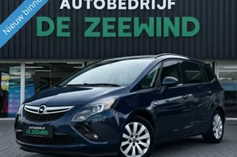Opel Zafira Tourer (2011)