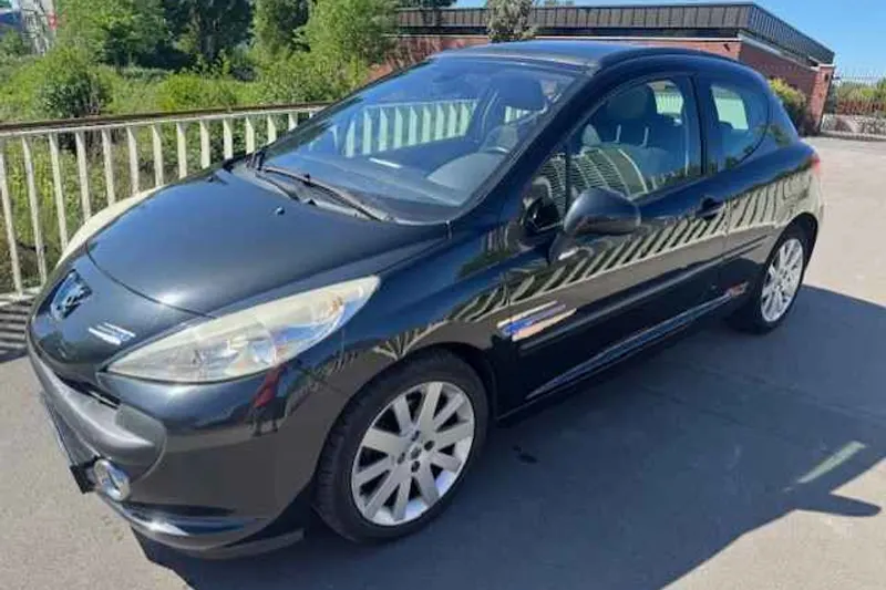 Peugeot 207 (2008)