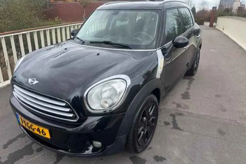 MINI Countryman (2011)