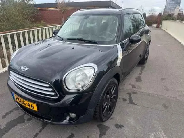 MINI Countryman (2011) — foto 1