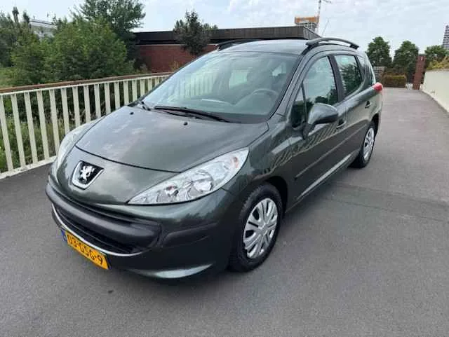 Peugeot 207 (2008) — foto 1