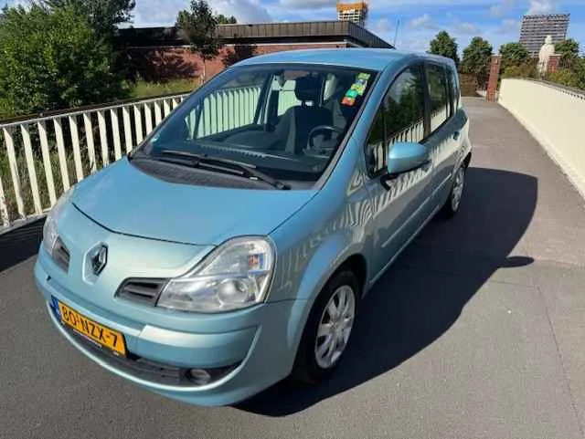 Renault Grand Modus (2011) — foto 1