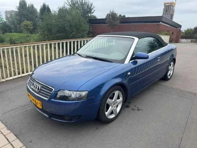 Audi A4 (2002) — foto 1