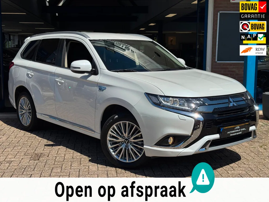 Mitsubishi Outlander (2019) — foto 1
