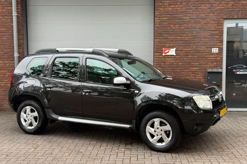 Dacia Duster (2011)