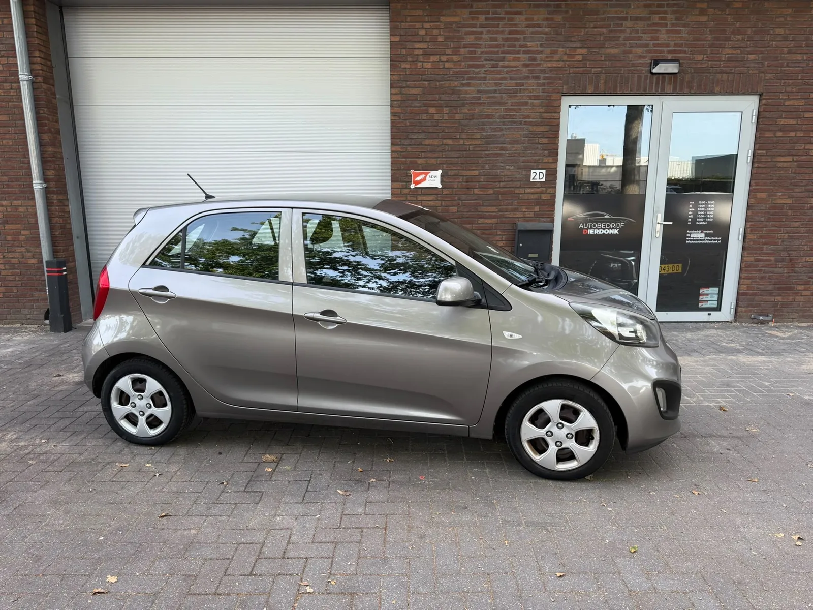 Kia Picanto (2014) — foto 1