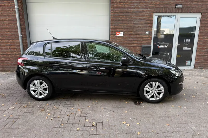 Peugeot 308 (2016)