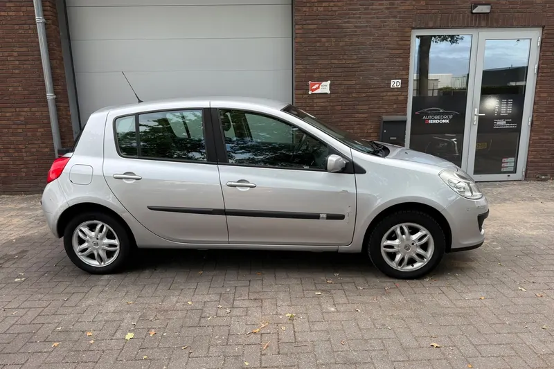 Renault Clio (2008)