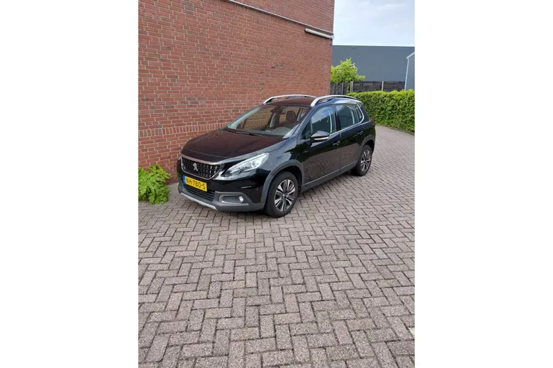 Peugeot 2008 (2017)