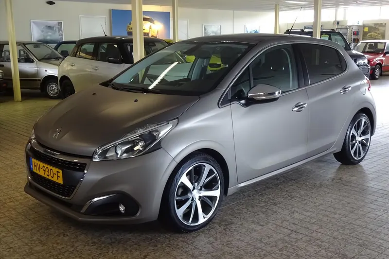Peugeot 208 (2016)