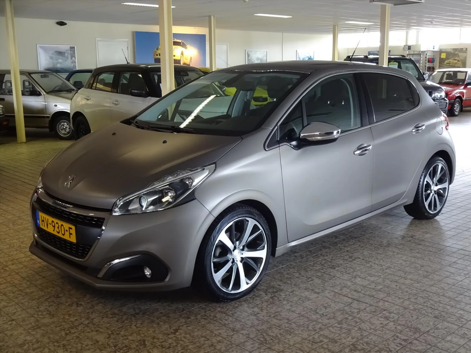 Peugeot 208 (2016) — foto 1