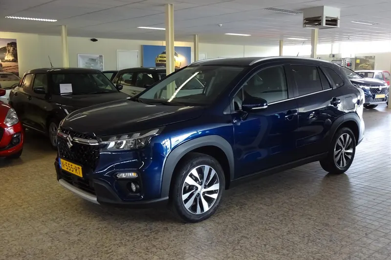 Suzuki S-Cross (2022)