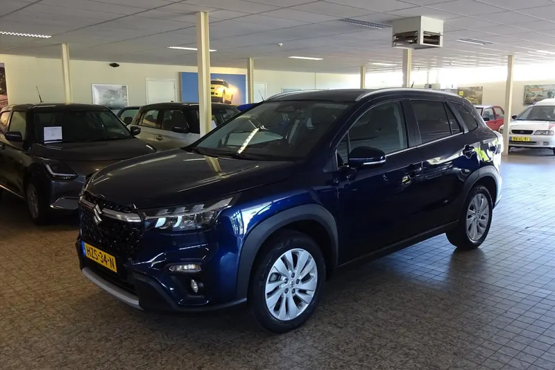 Suzuki S-Cross (2025)