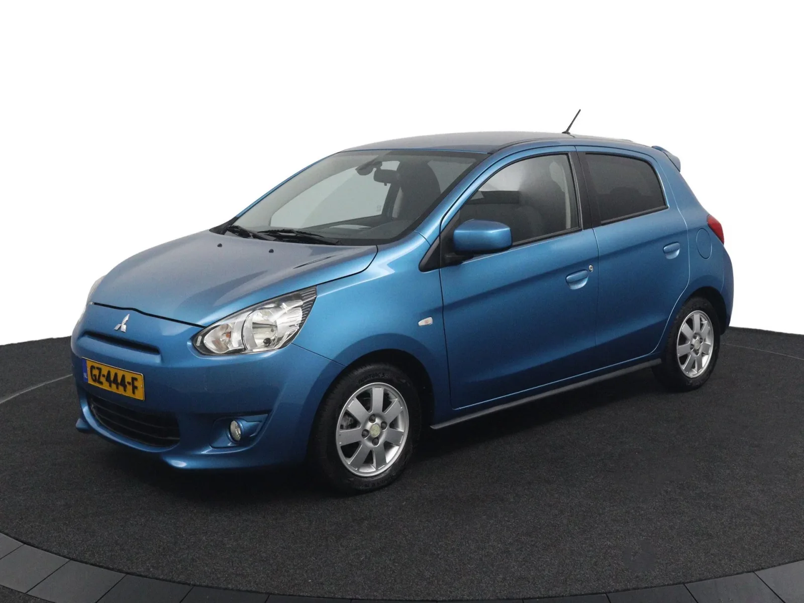 Mitsubishi Space Star (2015) — foto 1