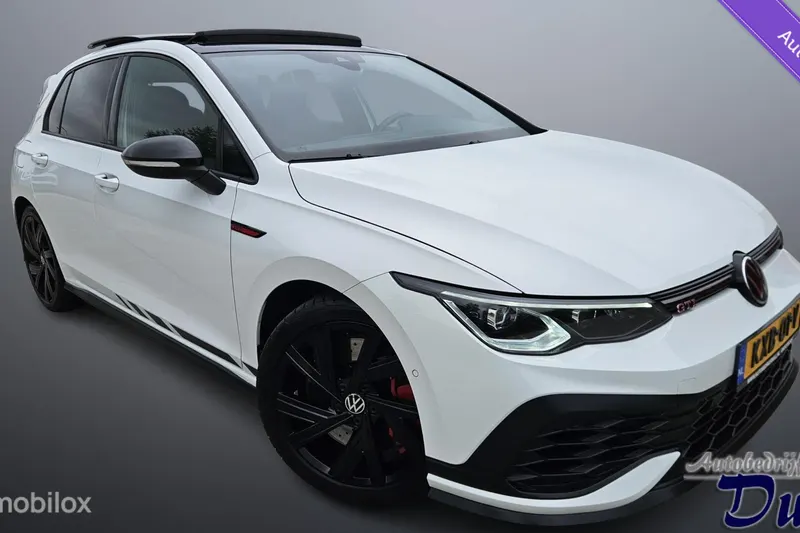 Volkswagen Golf (2022)