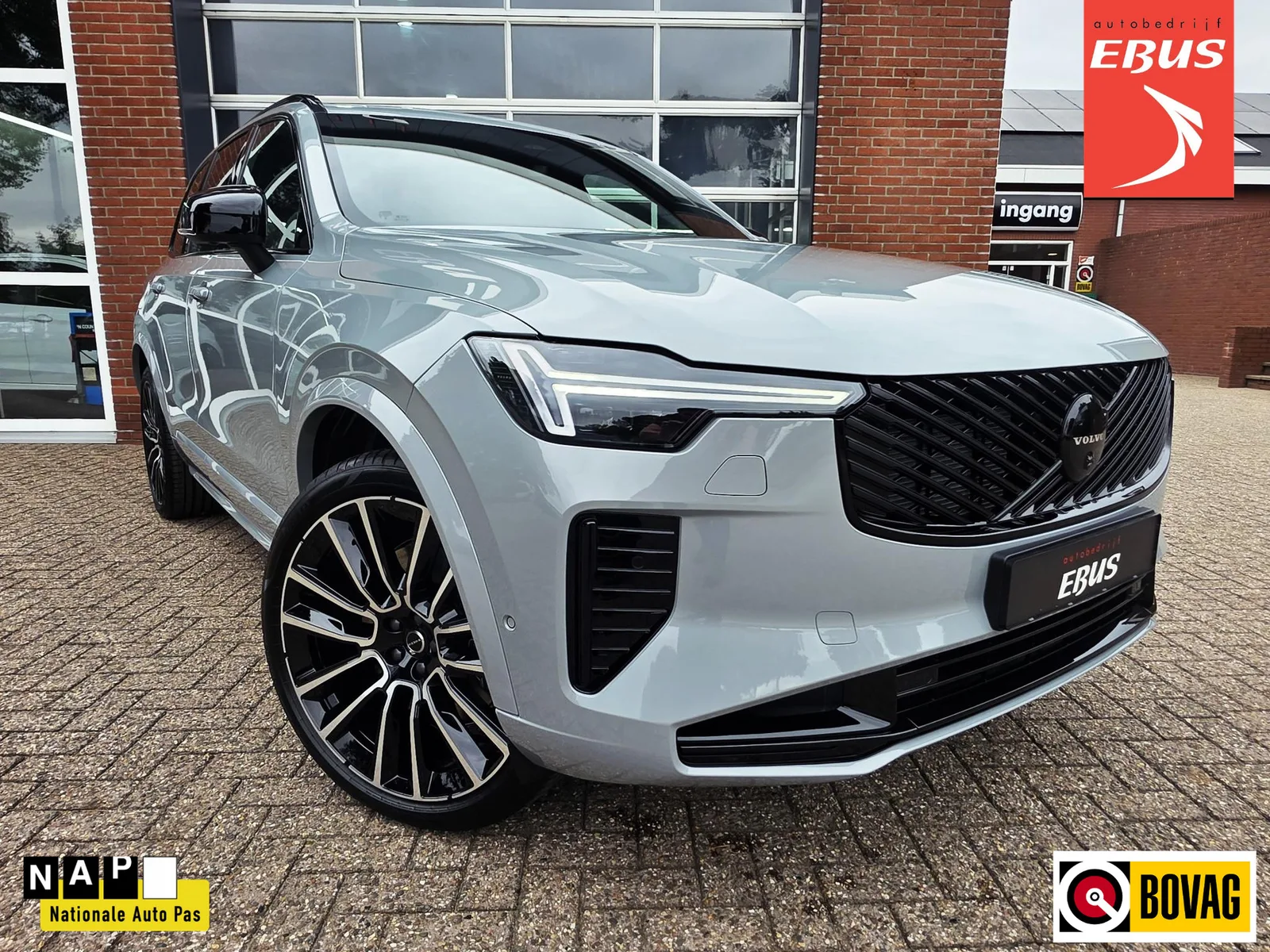 Volvo XC90 (2026) — foto 1