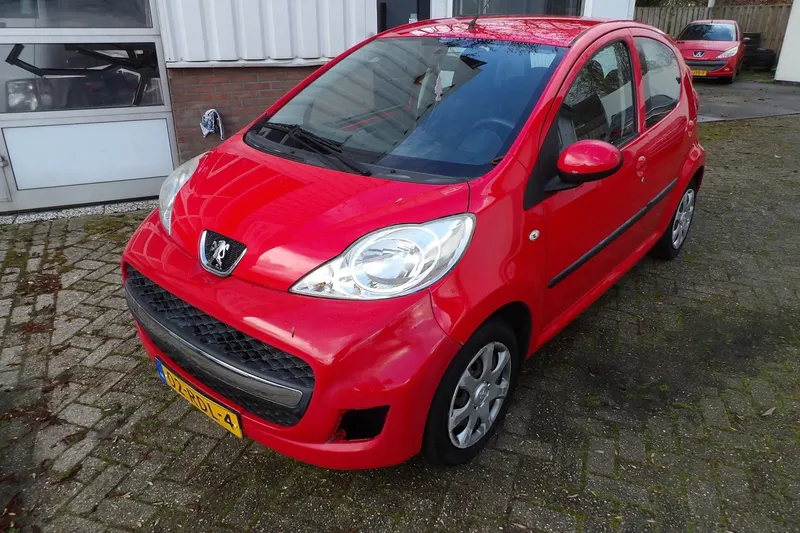 Peugeot 107 (2011)