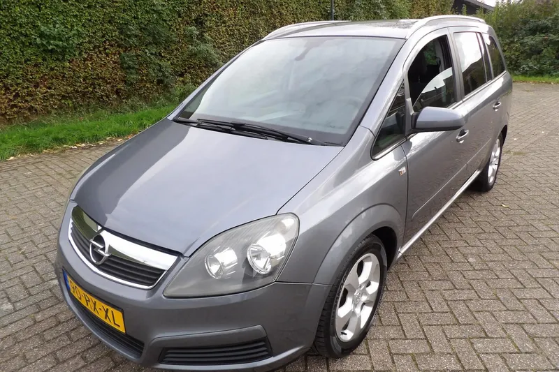 Opel Zafira (2005)