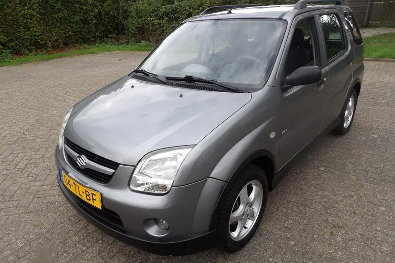 Suzuki Ignis (2006)