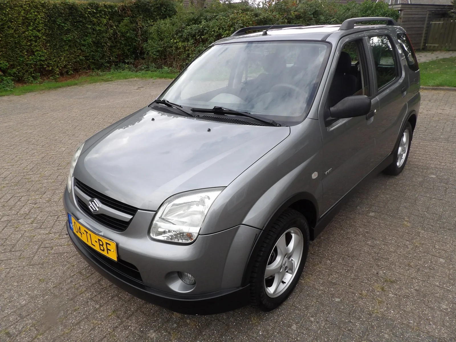 Suzuki Ignis (2006) — foto 1